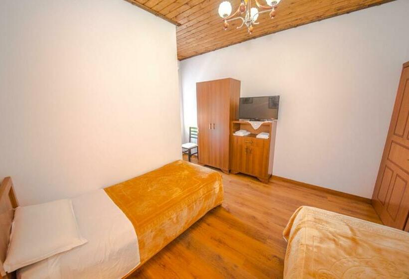 חדר סטנדרט, Kalaja