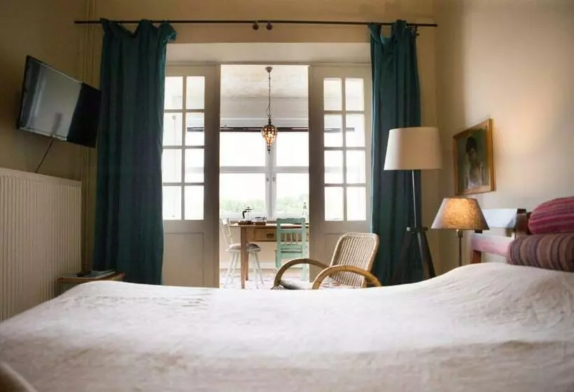 اتاق استاندارد با بالکن, Liegen;schaft Guesthouse