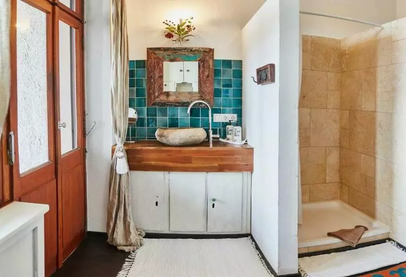 اتاق استاندارد با بالکن, Liegen;schaft Guesthouse