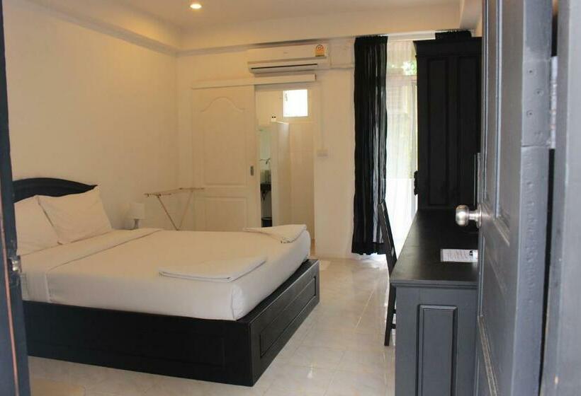 디럭스 룸, Sp. Place