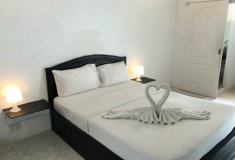 디럭스 룸, Sp. Place