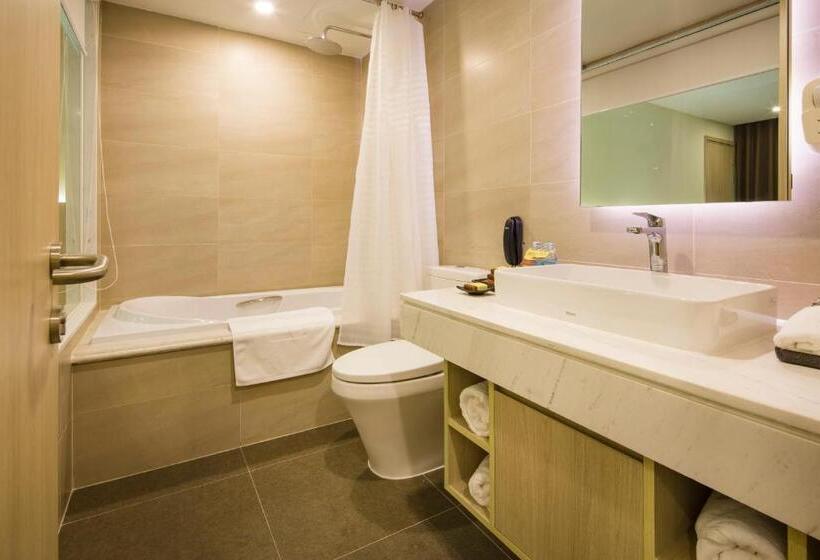 اتاق لوکس با چشمانداز شهر, Stella Maris Nha Trang