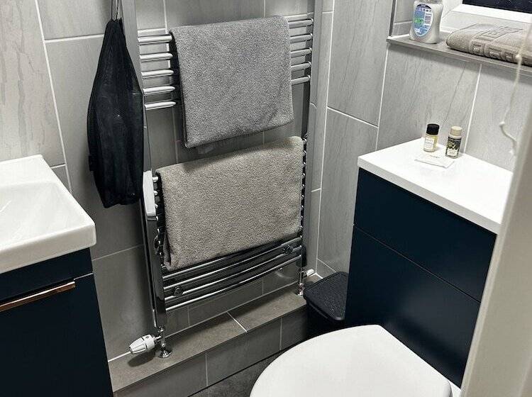 غرفة قياسية فردية, Church Farm Guest House