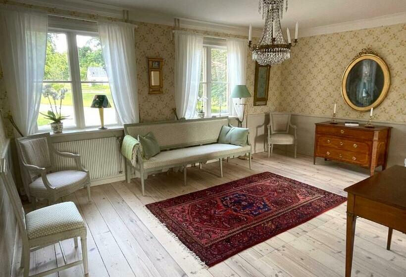 Номер Стандарт, Ruders Egendom