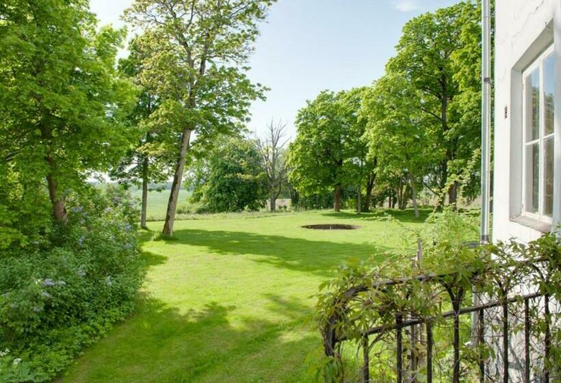 Номер Стандарт, Ruders Egendom