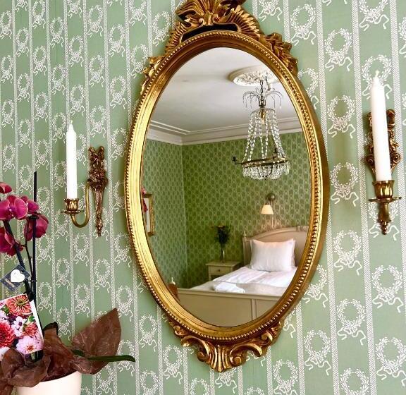 Номер Стандарт, Ruders Egendom