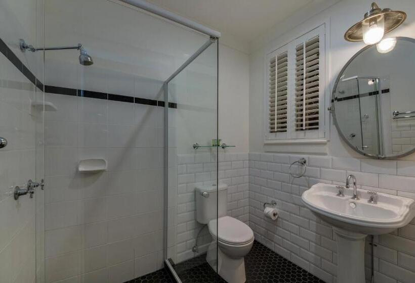 Апартаменты 1 Спальня, Edward Lodge New Fam