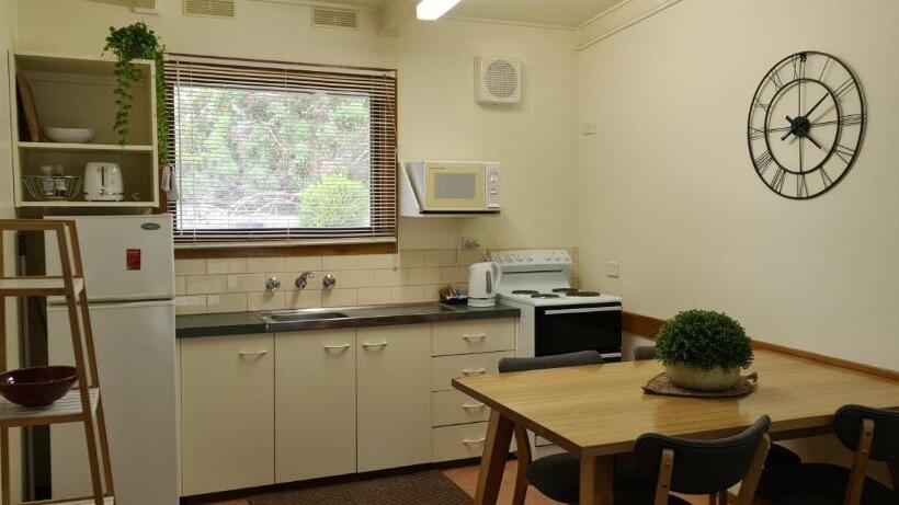 Апартаменты 2 Спальни, Halls Haven Holiday Units