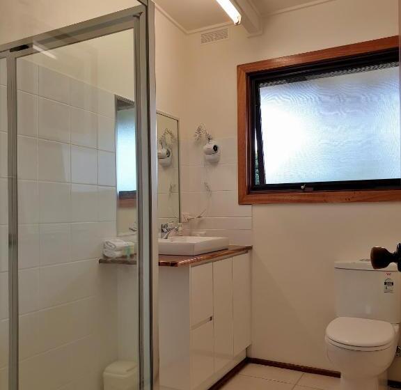 Апартаменты 2 Спальни, Halls Haven Holiday Units