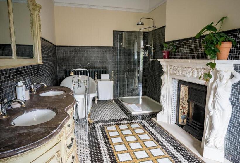 디럭스 스위트, Berwick Lodge