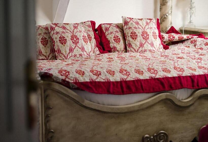 Superior suite with garden view, Berwick Lodge