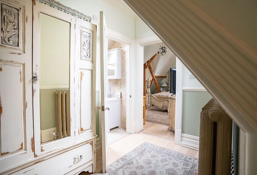 Superior suite with balcony, Berwick Lodge