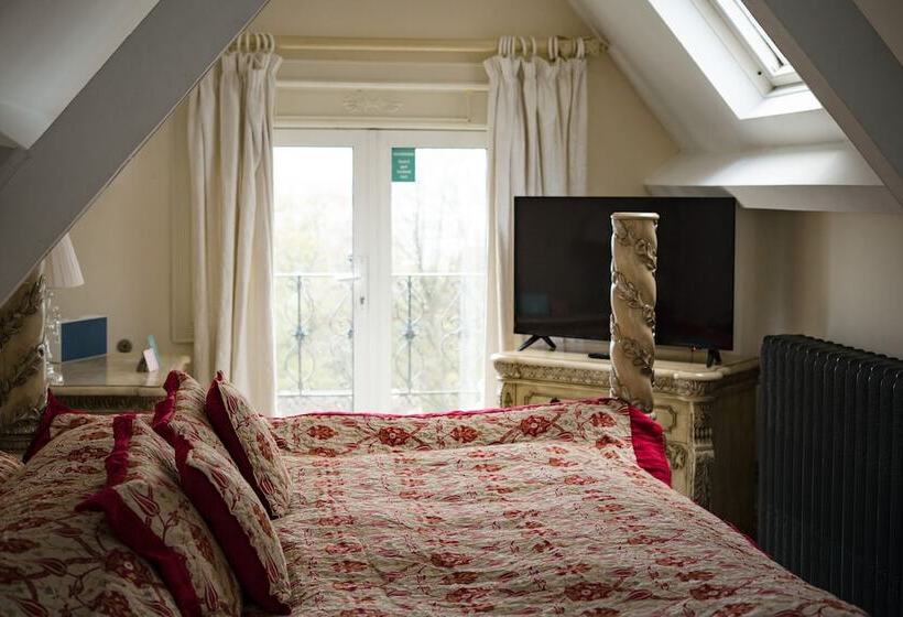 Superior suite with garden view, Berwick Lodge