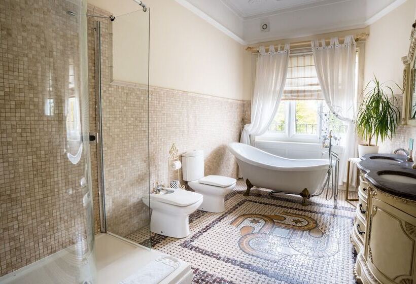 디럭스 스위트, Berwick Lodge