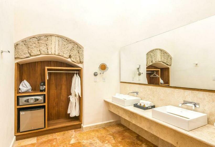 سوییت جونیور, Casa Del Rector Hotel Boutique