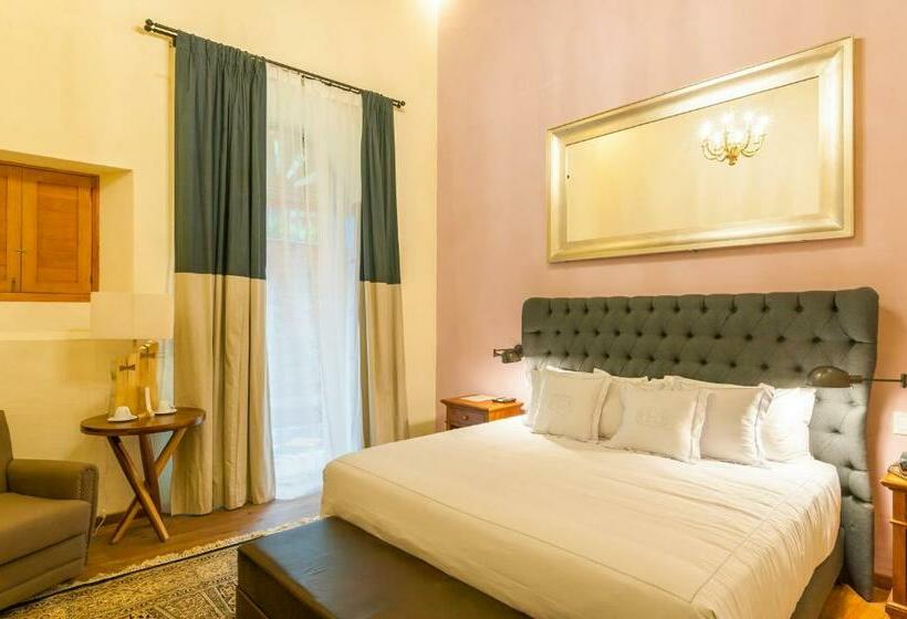 سوییت جونیور, Casa Del Rector Hotel Boutique