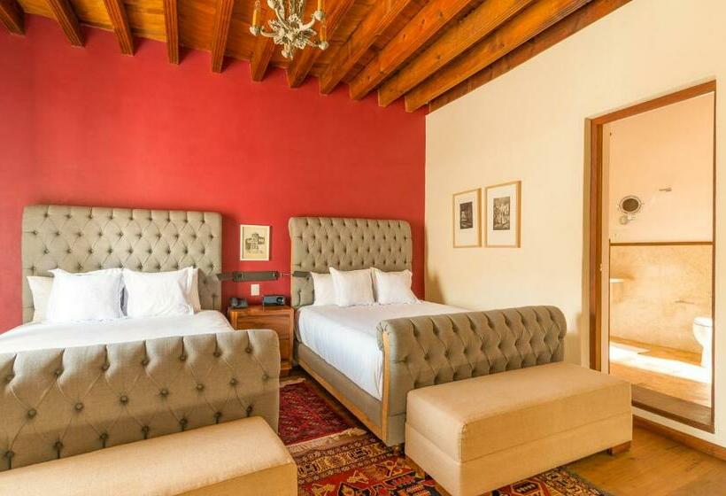 سوییت جونیور, Casa Del Rector Hotel Boutique