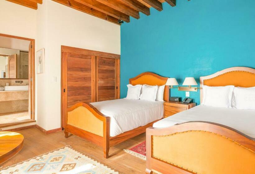 سوییت جونیور, Casa Del Rector Hotel Boutique