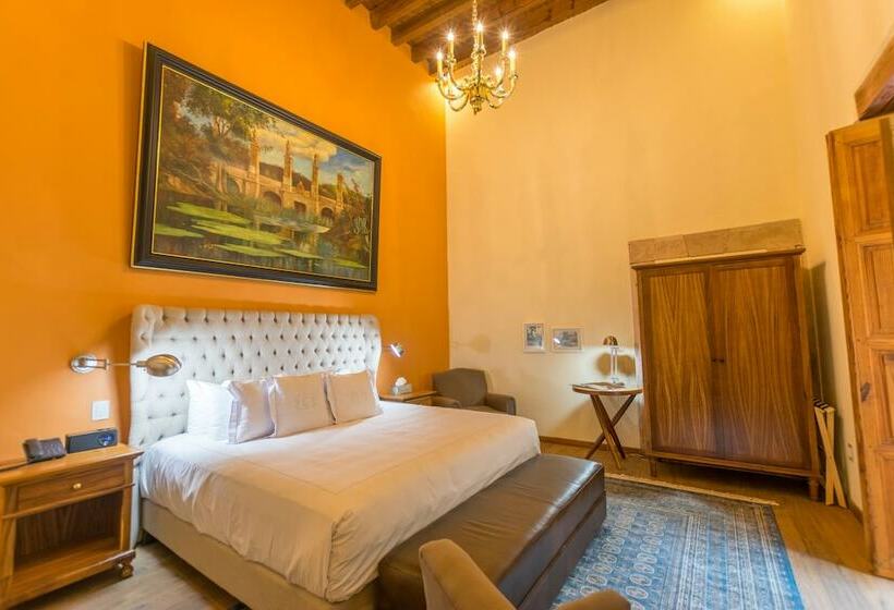 سوییت جونیور, Casa Del Rector Hotel Boutique