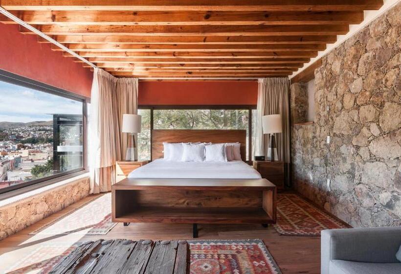 سوئیت پرزیدنت, Casa Del Rector Hotel Boutique