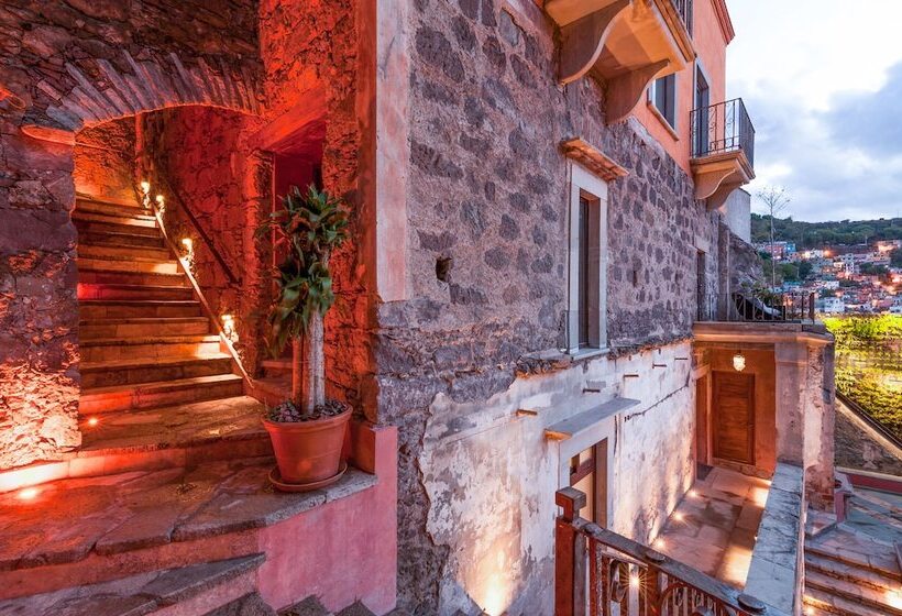 سوییت جونیور, Casa Del Rector Hotel Boutique