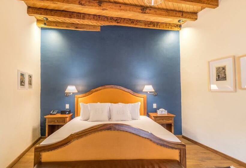 سوییت جونیور, Casa Del Rector Hotel Boutique