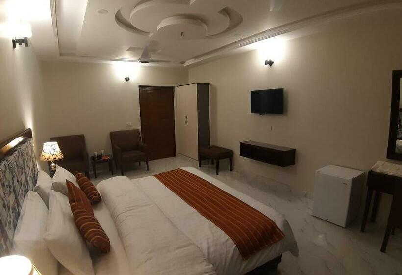 اتاق سوپریور با تخت بزرگ, Executive Lodges