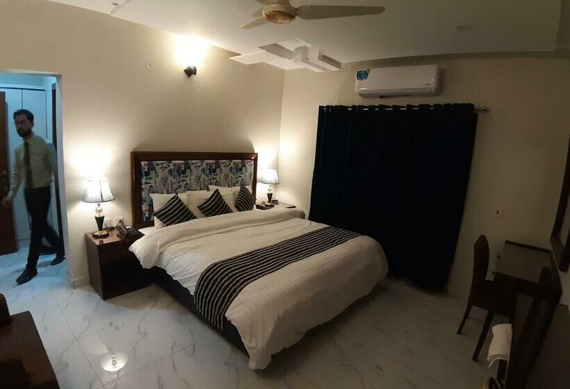 اتاق سوپریور با تخت بزرگ, Executive Lodges