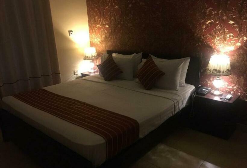 اتاق سوپریور با تخت بزرگ, Executive Lodges