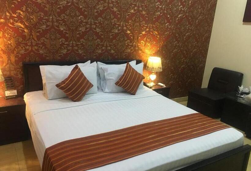 اتاق سوپریور با تخت بزرگ, Executive Lodges