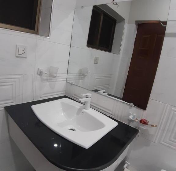 اتاق لوکس خانوادگی, Executive Lodges