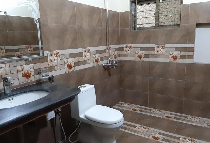 اتاق لوکس خانوادگی, Executive Lodges