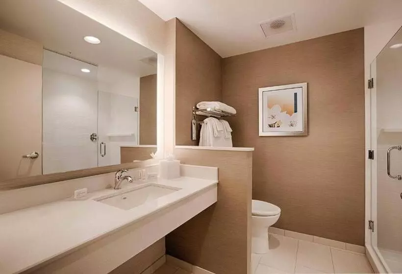 キングサイズベッドのスイートルーム, Fairfield Inn & Suites By Marriott Clearwater Beach