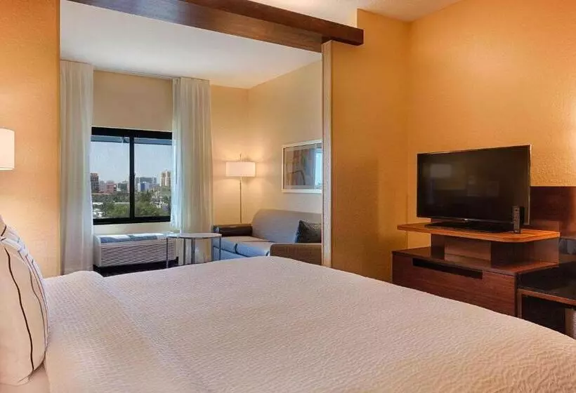 キングサイズベッドのスイートルーム, Fairfield Inn & Suites By Marriott Clearwater Beach