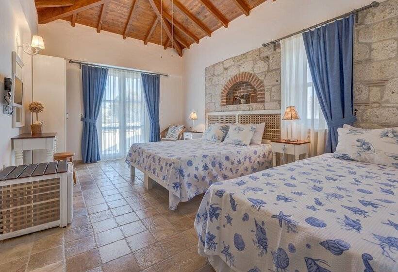 수피리어 트리플 룸, Fora Konak Alacati