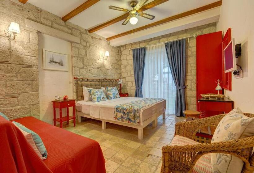 스탠다드 트리플 룸, Fora Konak Alacati