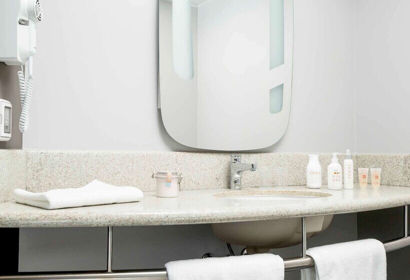 Номер Стандарт, Ibis Lima Reducto Miraflores
