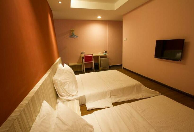 اتاق سوپریور خانوادگی, Js