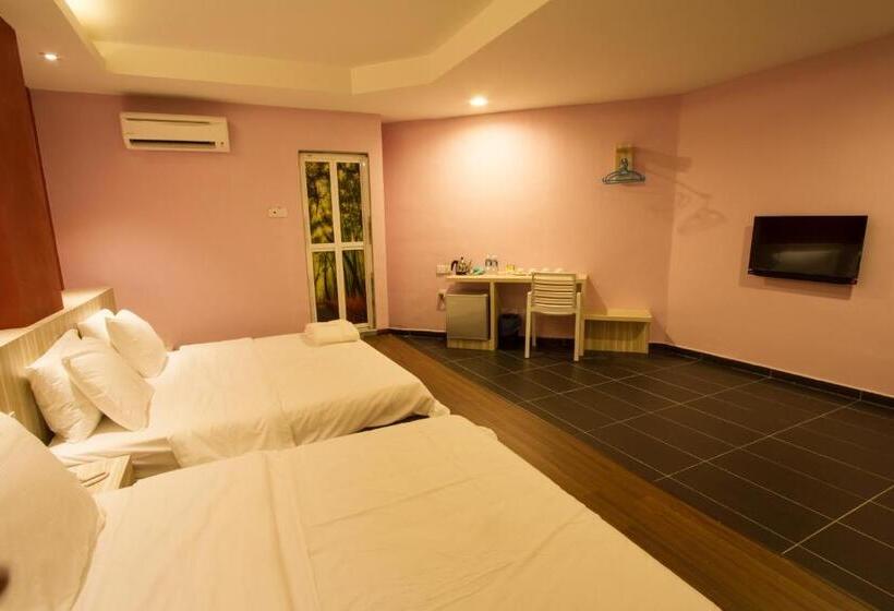 سوییت خانوادگی, Js