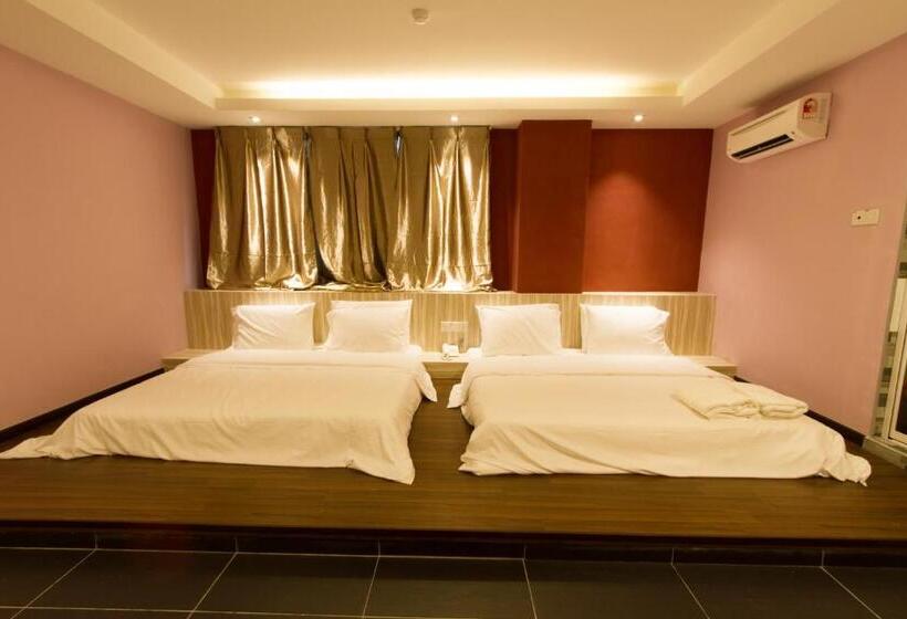 سوییت خانوادگی, Js