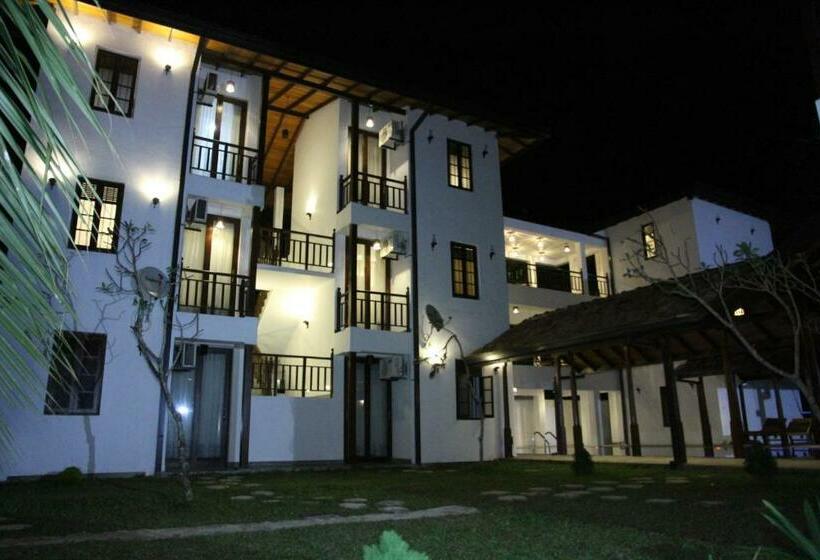 标准间带游泳池, Lagoon Boutique