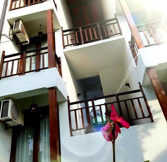 标准间带游泳池, Lagoon Boutique