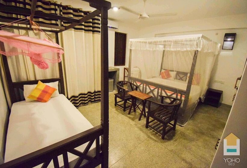 豪华三人间, Lagoon Boutique