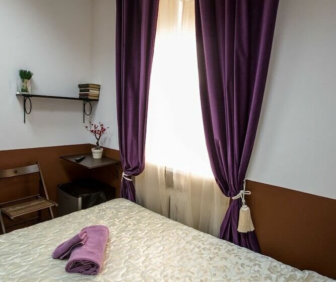 اتاق استاندارد, Mini Hotel Old Moscow