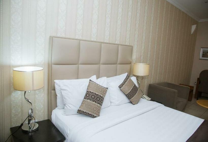 سوییت سوپریور, Morning Side Suites