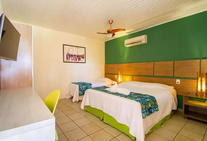3 Bett Superior Zimmer, Pousada Casamar