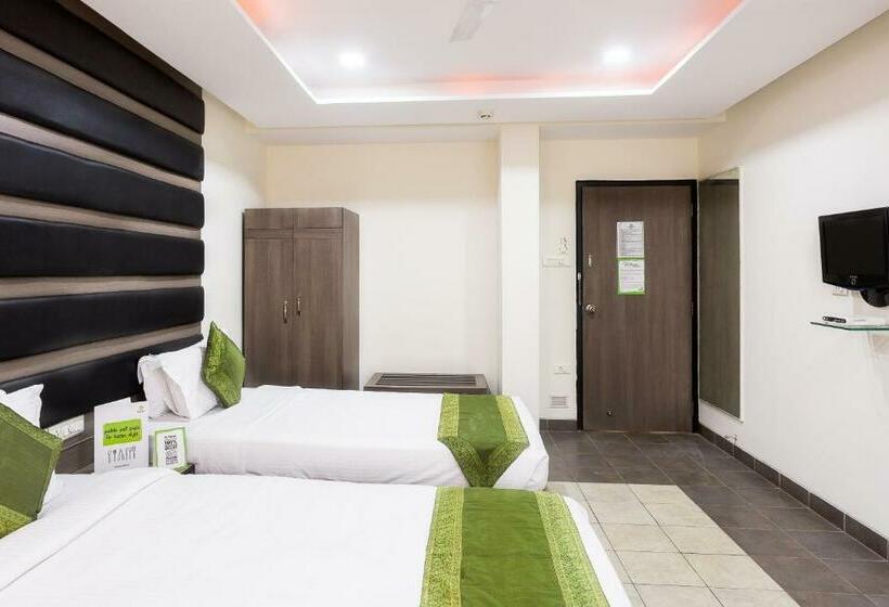 标准间, Treebo Fort Club