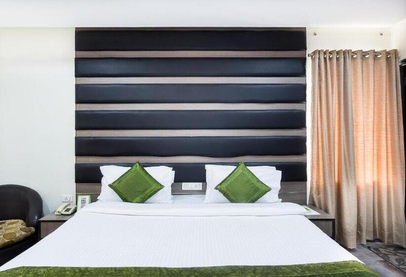 豪华房间, Treebo Fort Club