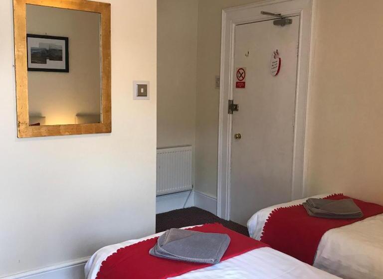 스탠다드 룸, Crystal House