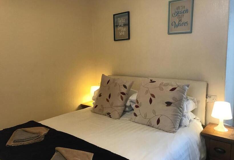 스탠다드 룸, Crystal House